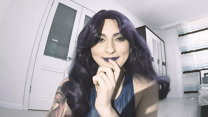 Čudežna Cosplay Deklica Psylocke Uživa V Dildu In Pršenju