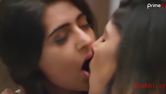 Kissing And Lesbian Scenes In Junoon At Ishq