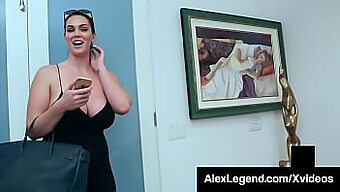 Legend的大鸡巴操出alison Tyler的大胸部