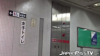 Japanese Ladies Caught Urinating In Public