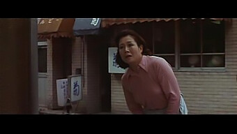 Flower And Snake (1974): Film Bdsm Yang Menampilkan Penghinaan