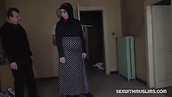 Pregnant Arab Girl Gets Ass Fucked