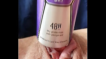 Squirting Milf'In Patlayıcı Salınımı