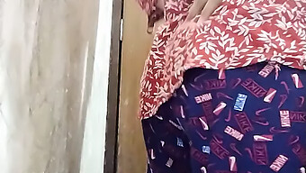 18 Year Old Indian Girl Masturbates In The Bathroom