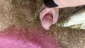 Female Ejaculation In Hairy Pussy